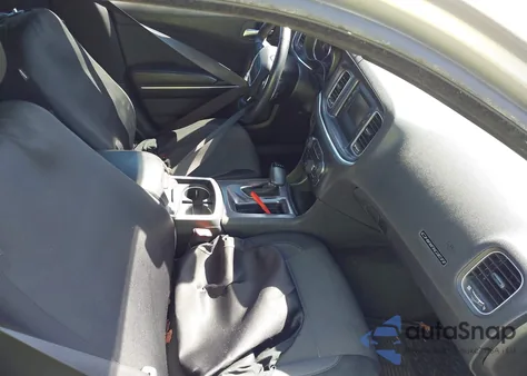 2015 Dodge Charger Se z USA, uszkodzony, nr VIN 2C3CDXBGXFH832586